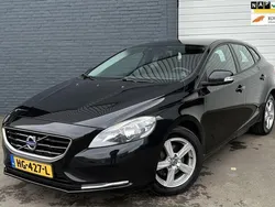 Zwart Gebruikt 2014 Volvo V40 Momentum Stationwagen | € 5.995 (Eerlijke prijs)