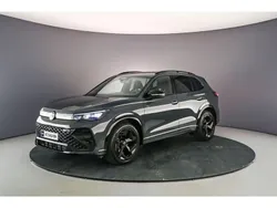 Dolphin grey Gebruikt 2024 VW Tiguan R-line Edition SUV | € 57.900