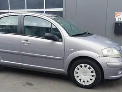 Grijs Gebruikt 2004 Citroën C3 Exclusive Hatchback | € 1.999 (Eerlijke prijs)