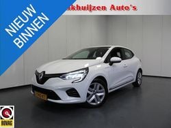 Wit Gebruikt 2020 Renault Clio V Zen Hatchback | € 11.445 (Eerlijke prijs)