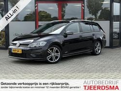 Zwart Gebruikt 2017 VW Golf VII Highline Stationwagen | € 19.950 (Iets duurder)