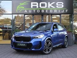 Blauw Nieuw 2025 BMW X1 Shadowline SUV | € 53.950