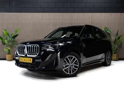 Zwart, metallic lak Gebruikt 2024 BMW X1 M Sport SUV | € 49.995 (Goede deal)