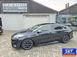 Zwart Gebruikt 2022 Kia ProCeed GT-Line Hatchback | € 28.950 (Eerlijke prijs)