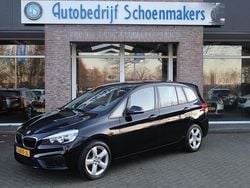 Zwart Gebruikt 2017 BMW 220 Executive Stationwagen | € 14.485 (Eerlijke prijs)