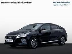 Phantom black Gebruikt 2022 Hyundai Ioniq Comfort Sedan | € 22.435 (Eerlijke prijs)