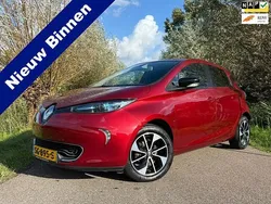 Rood, metallic lak Gebruikt 2018 Renault Zoe Intens Hatchback | € 7.888 (Goede deal)