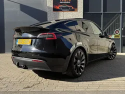 Zwart Gebruikt 2024 Tesla Model Y Performance SUV | € 46.999 (Duur)