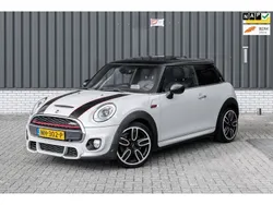 Zilver Gebruikt 2017 Mini Cooper S Business Hatchback | € 16.950 (Eerlijke prijs)