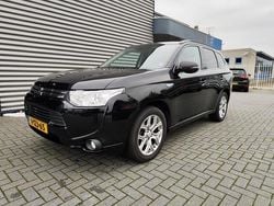 Zwart Gebruikt 2014 Mitsubishi Outlander Edition SUV | € 7.500 (Goede deal)