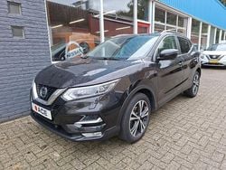 Zwart Gebruikt 2019 Nissan Qashqai N-Connecta SUV | € 21.950 (Eerlijke prijs)