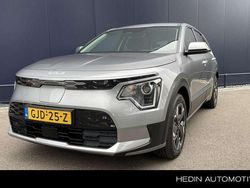 Grijs Gebruikt 2024 Kia e-Niro Light SUV | € 28.900 (Super prijs)