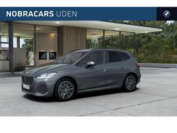 Grijs, metallic lak Nieuw 2025 BMW 225 Active Tourer Executive MPV | € 62.305