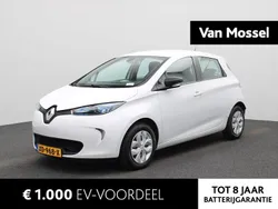 Blanc glacier 369 Gebruikt 2019 Renault Zoe Life Hatchback | € 9.930 (Eerlijke prijs)