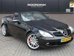 Zwart, metallic lak Gebruikt 2008 Mercedes SLK200 Cabriolet | € 10.900 (Eerlijke prijs)