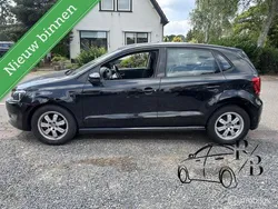 Zwart Gebruikt 2011 VW Polo Comfortline Hatchback | € 1.399 (Eerlijke prijs)