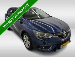 Blauw Gebruikt 2018 Renault Mégane GrandTour Zen Stationwagen | € 13.990 (Iets duurder)