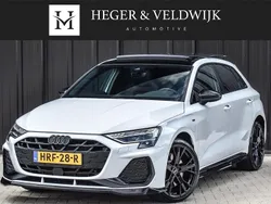 Wit Nieuw 2025 Audi A3 Sportback e-tron Competition Sedan | € 55.900 (Eerlijke prijs)