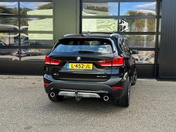 Zwart Gebruikt 2021 BMW X1 xLine SUV | € 24.999 (Super prijs)