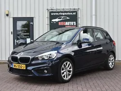 Blauw Gebruikt 2014 BMW 218 Executive Stationwagen | € 9.950 (Iets duurder)