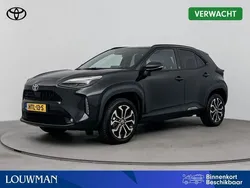 Zwart Gebruikt 2024 Toyota Yaris Cross Edition SUV | € 30.445 (Eerlijke prijs)
