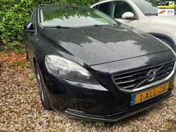 Zwart Gebruikt 2014 Volvo V40 Business Edition Stationwagen | € 5.700 (Eerlijke prijs)