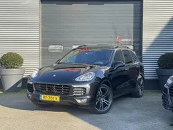 Zwart Gebruikt 2015 Porsche Cayenne SUV | € 21.900 (Goede deal)
