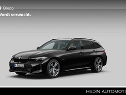 Zwart Gebruikt 2022 BMW 330e M Sport Stationwagen | € 38.880 (Iets duurder)