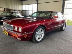 Rood Gebruikt 1997 Jaguar XE Sedan | € 6.950