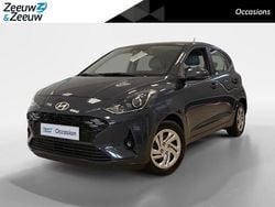 Aurora grey metallic (a7g) Gebruikt 2024 Hyundai i10 Premium Hatchback | € 18.850 (Eerlijke prijs)