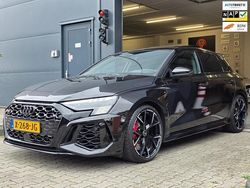 Zwart Gebruikt 2022 Audi RS3 Sportback Basis Hatchback | € 68.750 (Eerlijke prijs)