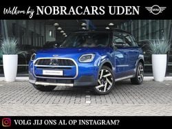 Blazing blue (blauw metallic) Gebruikt 2025 Mini Countryman Favoured SUV | € 45.850 (Super prijs)