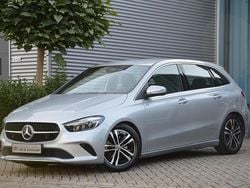 Grijs Gebruikt 2024 Mercedes B180 Business MPV | € 33.950