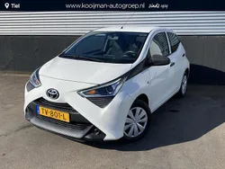 Wit, metallic lak Gebruikt 2018 Toyota Aygo Hatchback | € 9.399 (Goede deal)