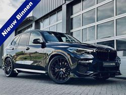Zwart, metallic lak Gebruikt 2022 BMW X5 M Sport SUV | € 72.900 (Eerlijke prijs)