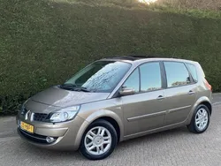 Beige Gebruikt 2008 Renault Scénic II MPV | € 3.500 (Iets duurder)