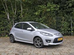 Grijs Gebruikt 2009 Mazda 2 Hatchback | € 2.850 (Eerlijke prijs)