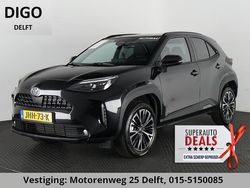 Zwart Gebruikt 2025 Toyota Yaris Cross Executive SUV | € 33.750