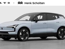 Blauw Nieuw 2025 Volvo EX30 Single Motor Extended Range SUV | € 40.490