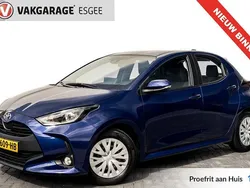 Blauw Gebruikt 2022 Toyota Yaris Active Hatchback | € 17.735 (Eerlijke prijs)