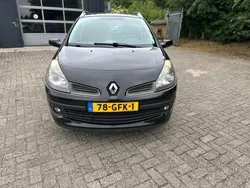 Zwart Gebruikt 2008 Renault Clio GrandTour Dynamique Stationwagen | € 1.200 (Goede deal)