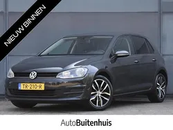 Grijs, metallic lak Gebruikt 2013 VW Golf VII Hatchback | € 11.695 (Iets duurder)