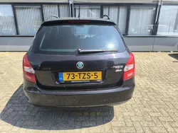 Zwart Gebruikt 2012 Skoda Fabia Dynamic Stationwagen | € 1.500 (Super prijs)