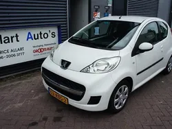 Wit Gebruikt 2011 Peugeot 107 Hatchback | € 2.450 (Eerlijke prijs)