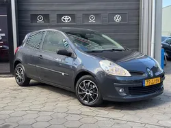 Grijs Gebruikt 2008 Renault Clio II Hatchback | € 1.950 (Eerlijke prijs)