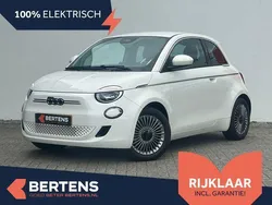 Wit Nieuw 2024 Fiat 500e Urban Hatchback | € 23.895 (Super prijs)
