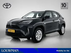 Zwart Gebruikt 2024 Toyota Yaris Cross Active SUV | € 27.450 (Eerlijke prijs)