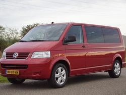 Rood (metallic) Gebruikt 2005 VW T5 Comfortline Van | € 7.450 (Iets duurder)