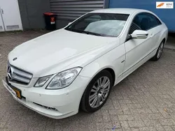 Wit Gebruikt 2009 Mercedes E350 Elegance Coupé | € 9.950 (Eerlijke prijs)