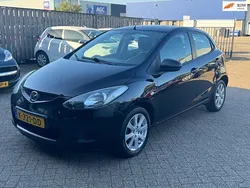 Zwart Gebruikt 2010 Mazda 2 Hatchback | € 3.850 (Eerlijke prijs)